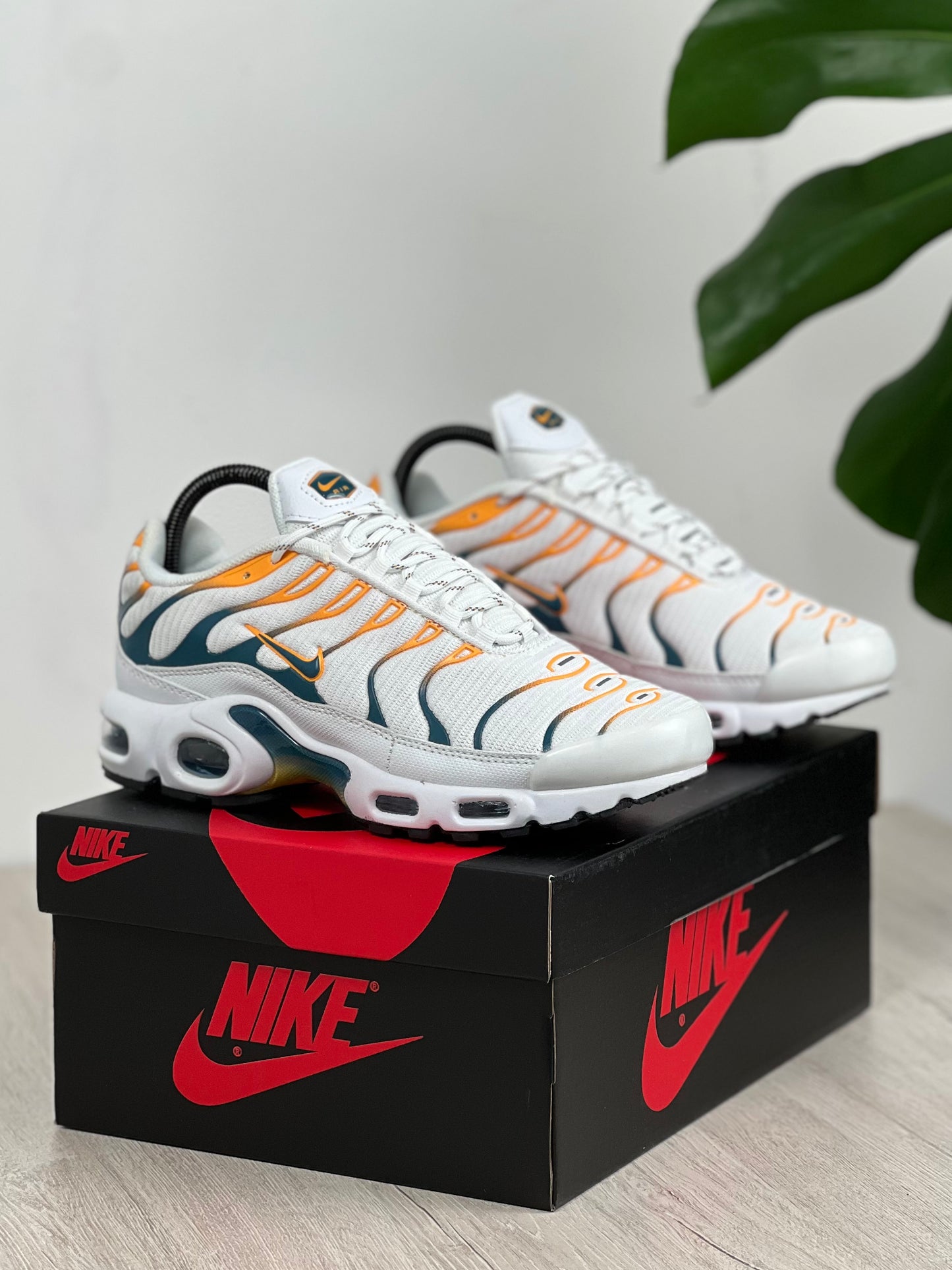 Nike Air Max Plus  TN “White Kumquat Marina”