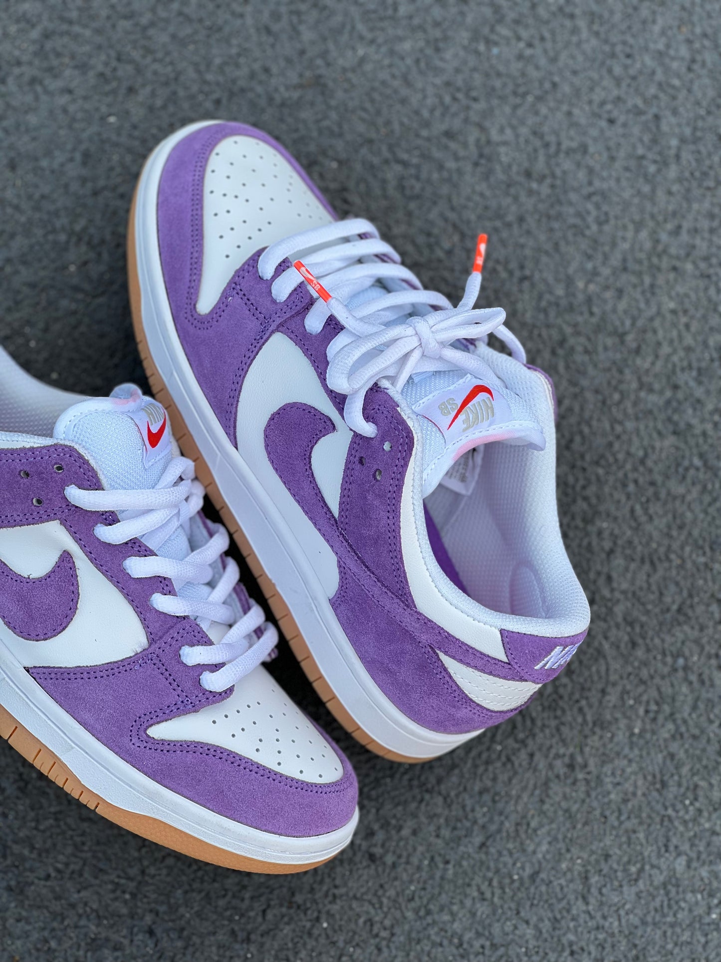 Nike sb Dunk Low ISO Purple