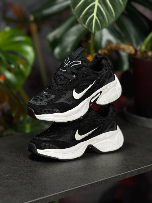 Nike V5K Run - Negro