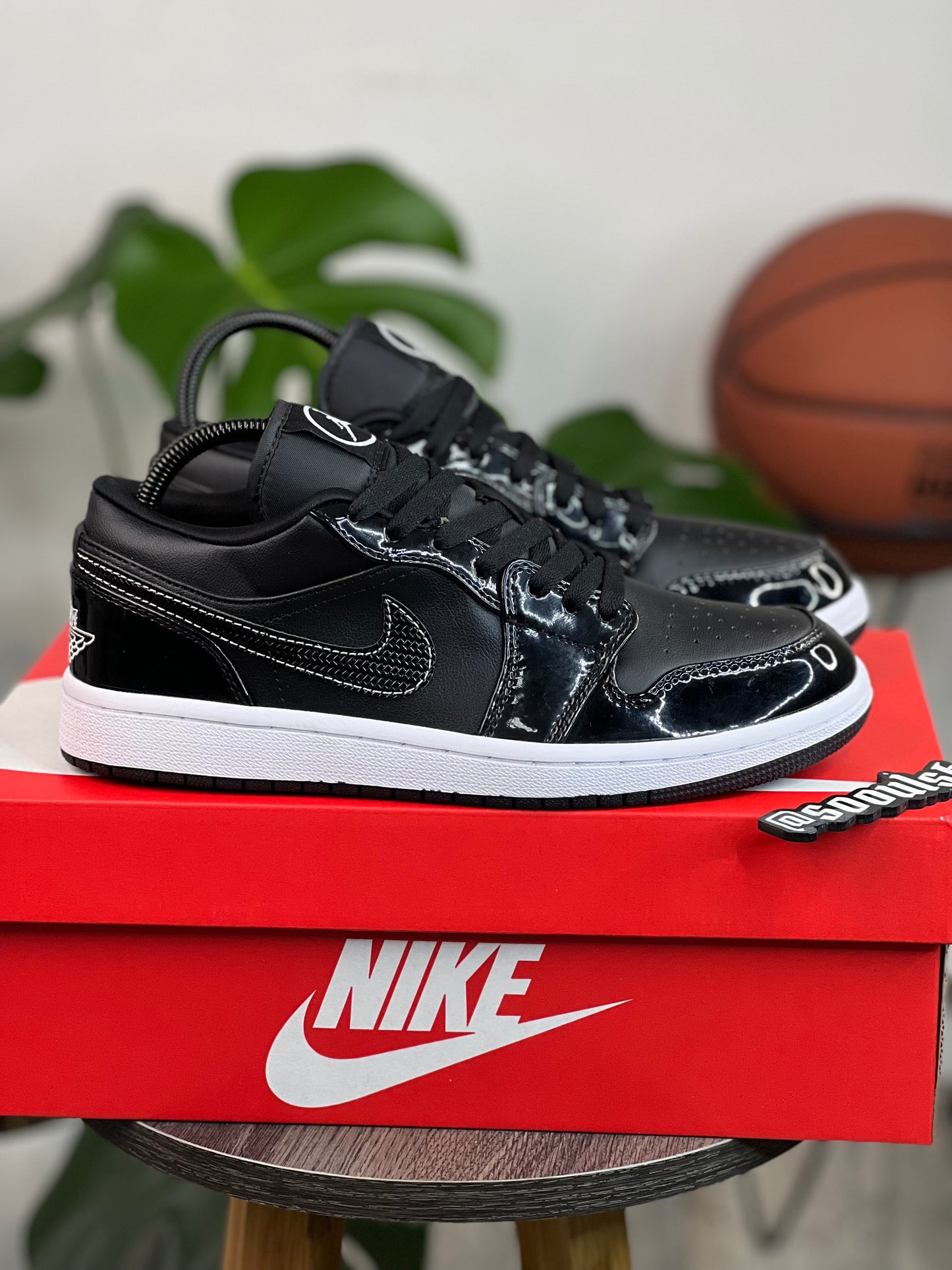 Air Jordan 1 Low All Star