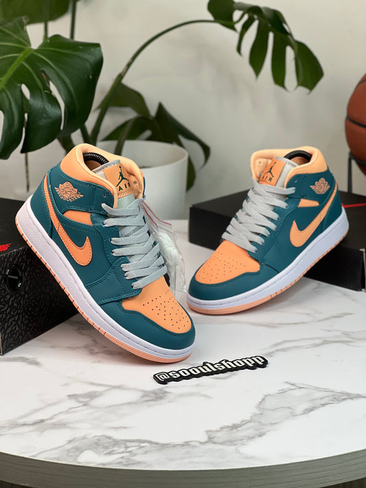 Air Jordan 1 Mid Dark Teal Green