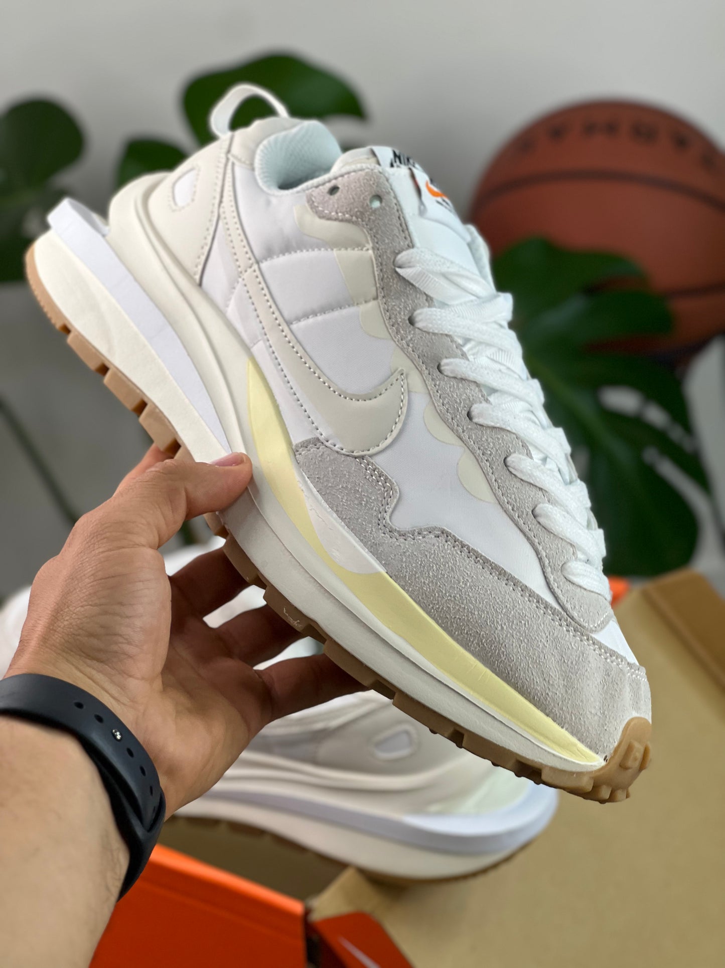 Nike Sacai Vaporwaffle Sail