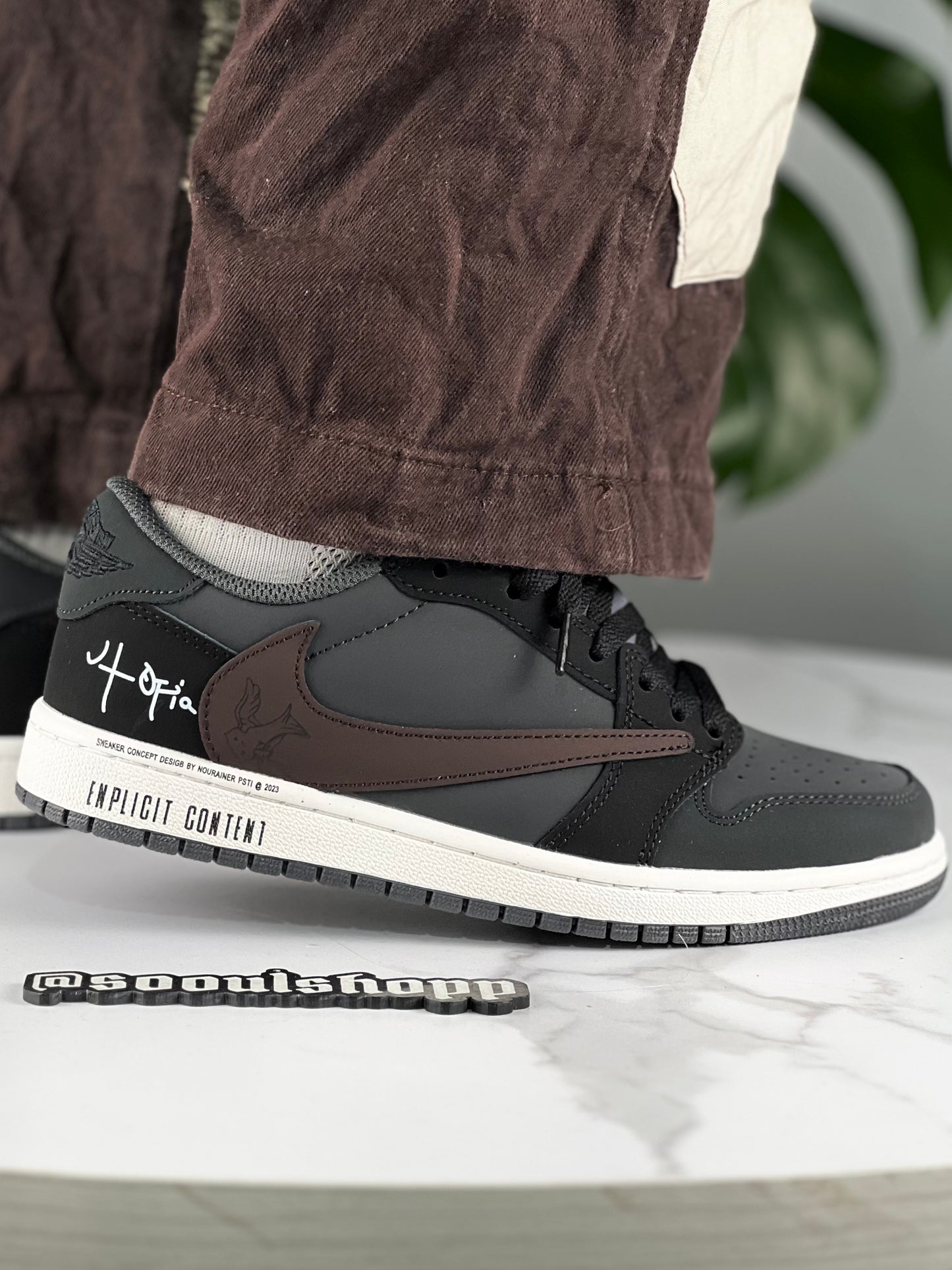 Nike Air Jordan Reto 1 Low X Travis Scott Utopía