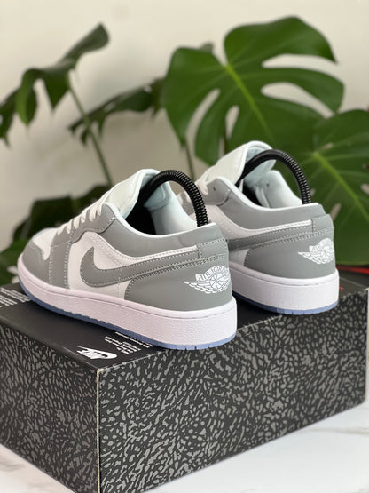 Air Jordan 1 White Wolf Grey