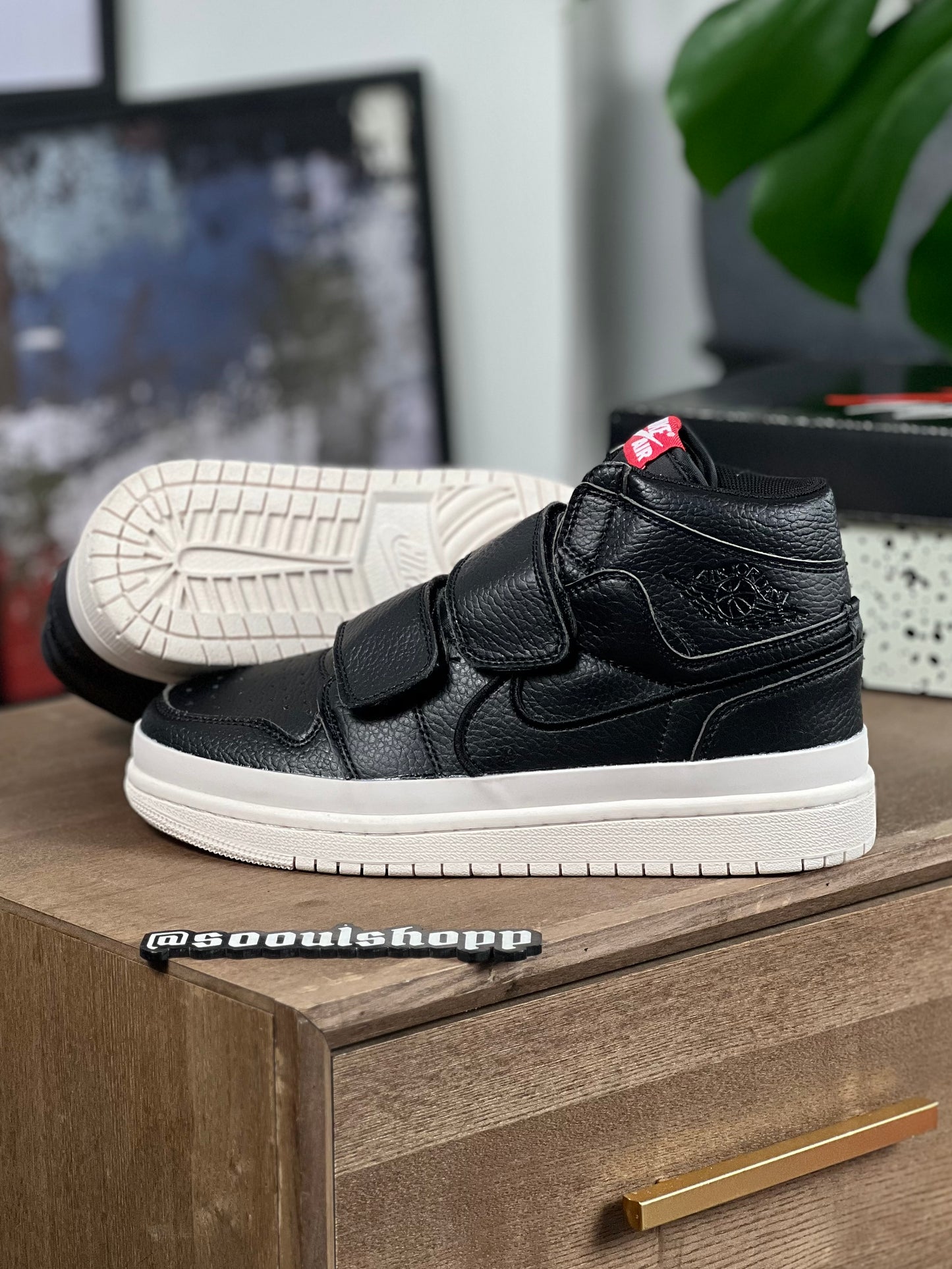 Air Jordan 1 Retro High / Double Strap