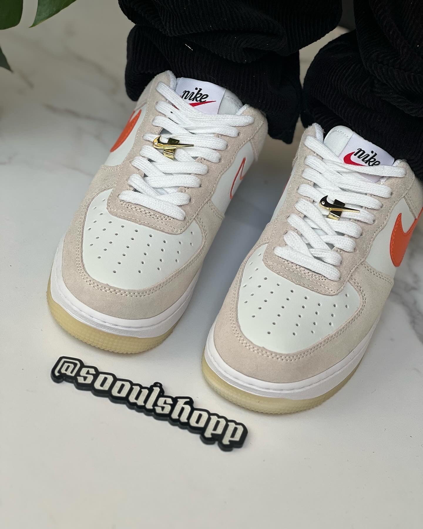 Air Force One / Cream / Orange