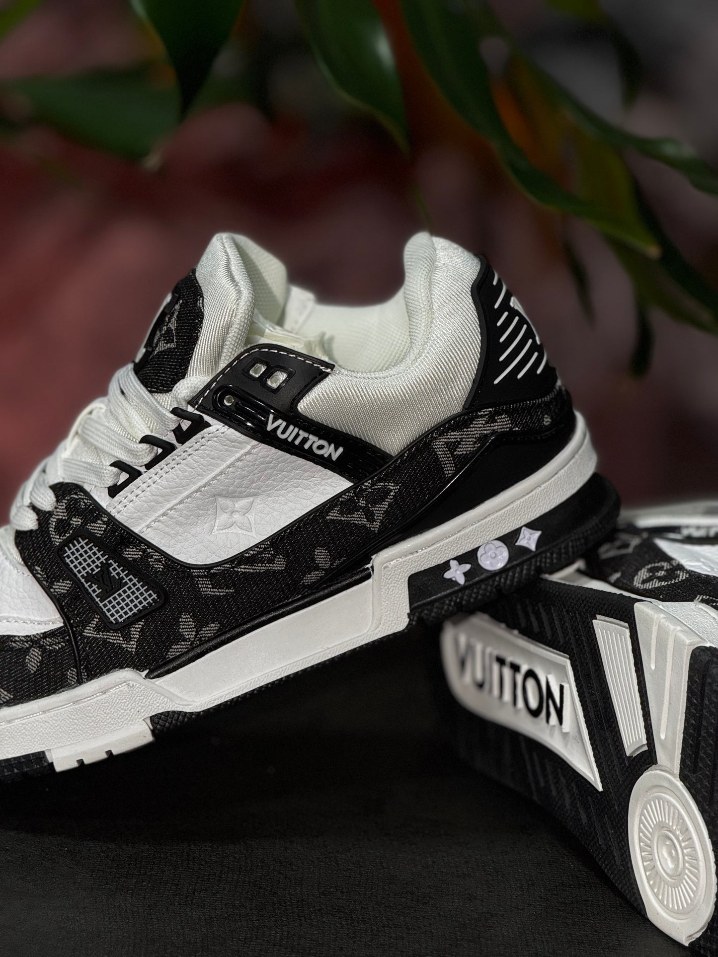 LOUIS VUITTON Trainer - Negro, Blanco
