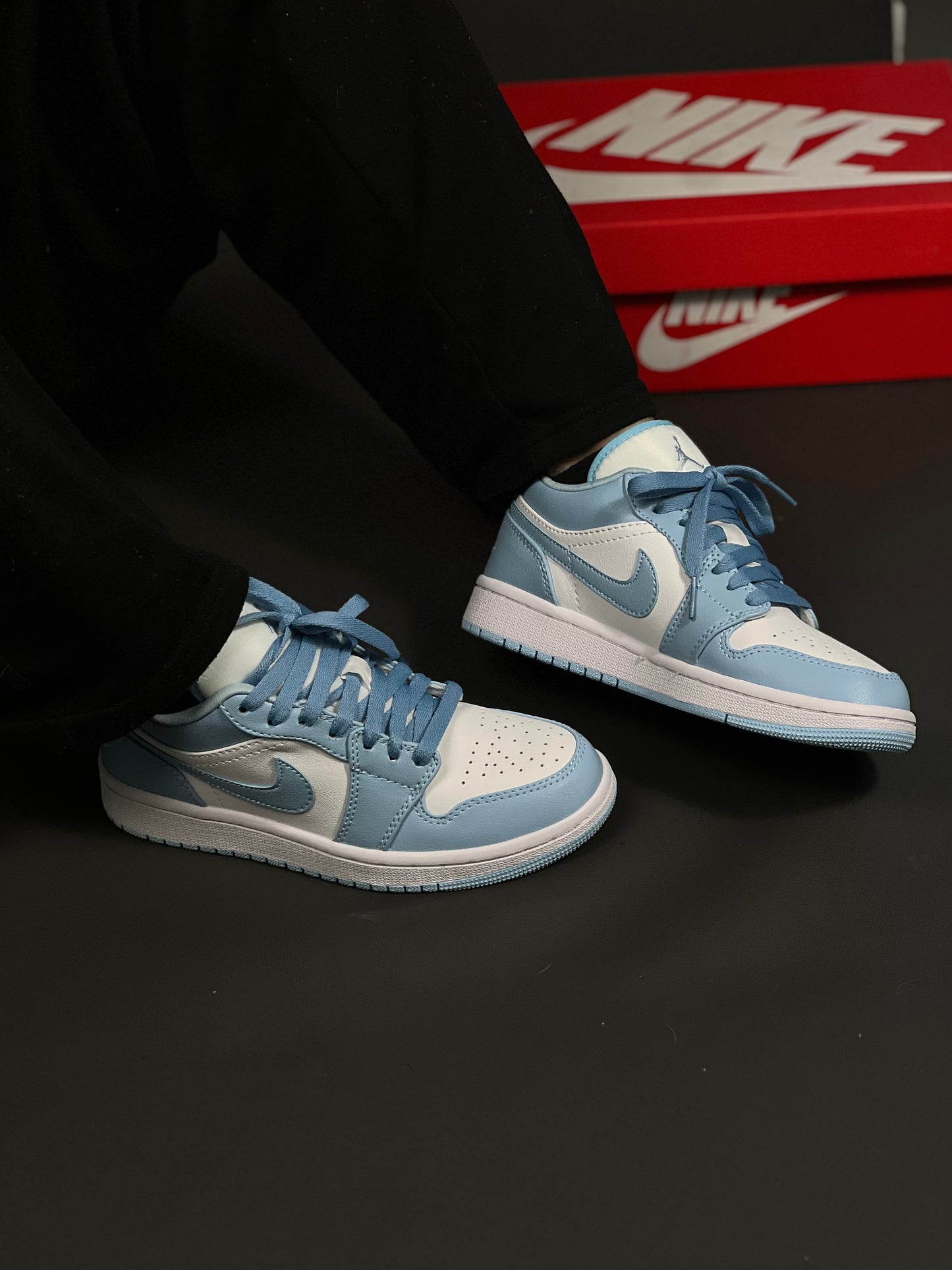 Jordan 1 Low “Aluminium”