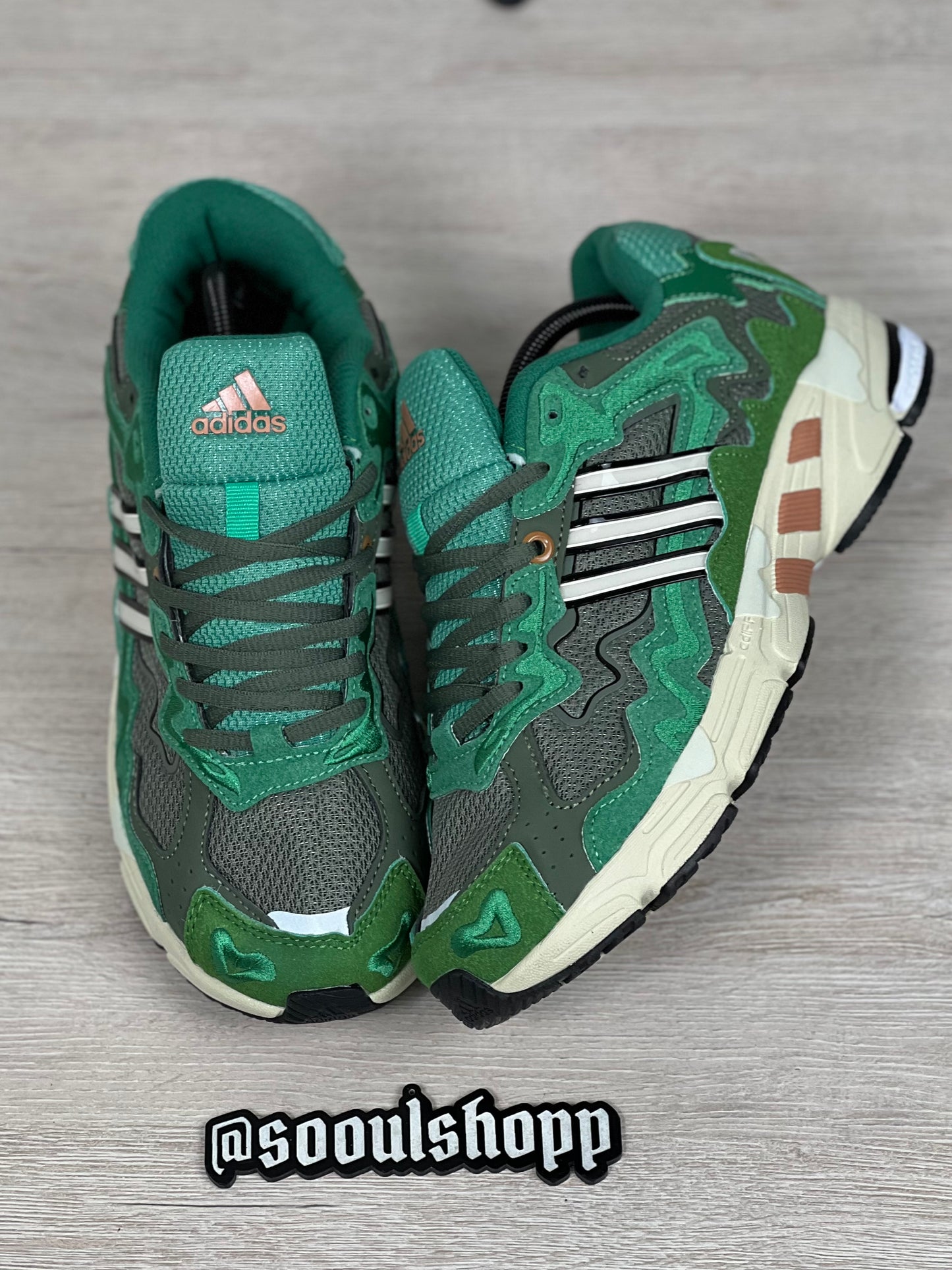 Adidas Response CL Bad Bunny Boston Day