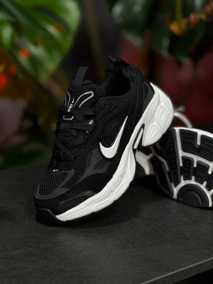 Nike V5K Run - Negro