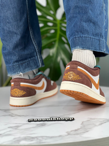 Air Jordan 1 Low Cacao Wow
