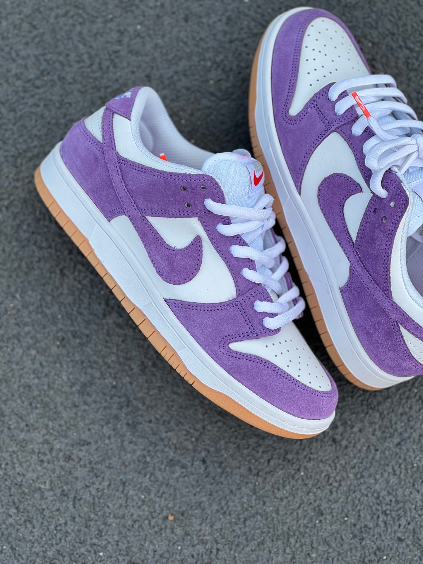 Nike sb Dunk Low ISO Purple