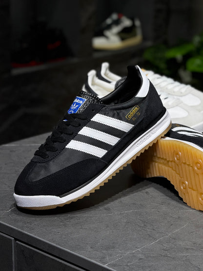 Adidas SL 72