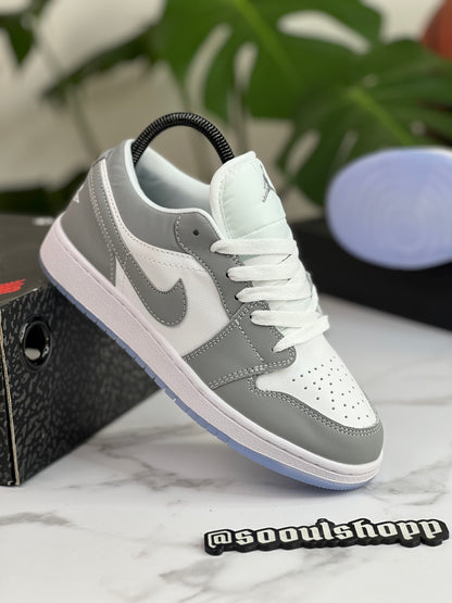 Air Jordan 1 White Wolf Grey