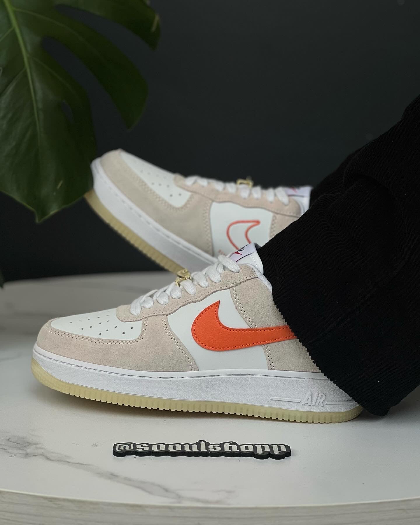 Air Force One / Cream / Orange