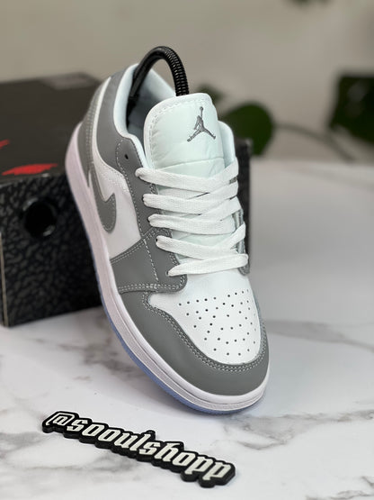 Air Jordan 1 White Wolf Grey