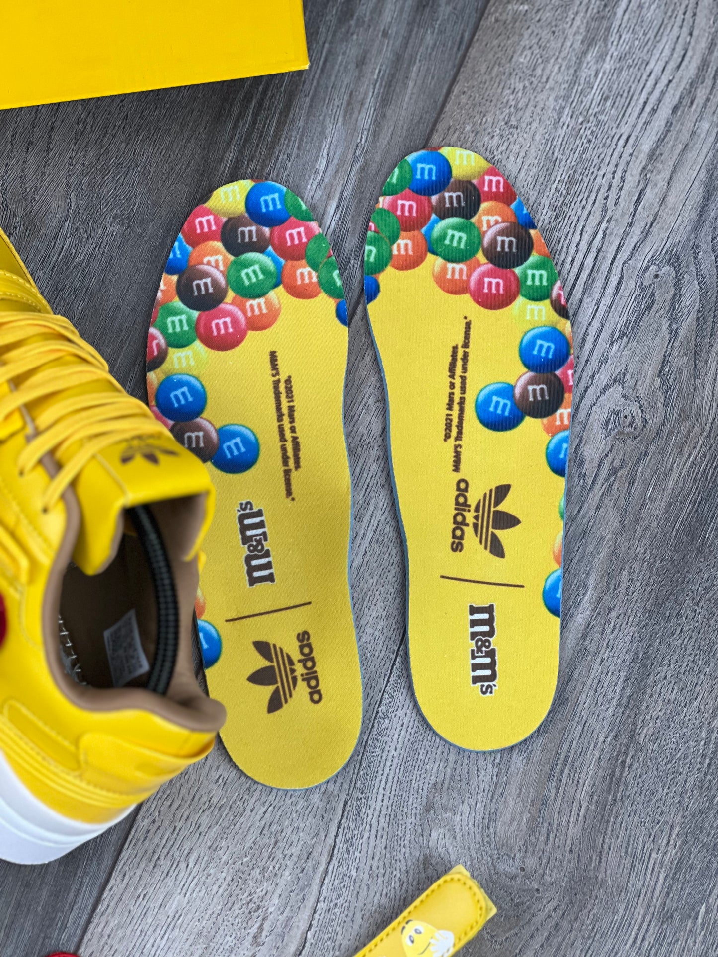 Adidas m&m