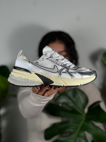 Nike V2K Run