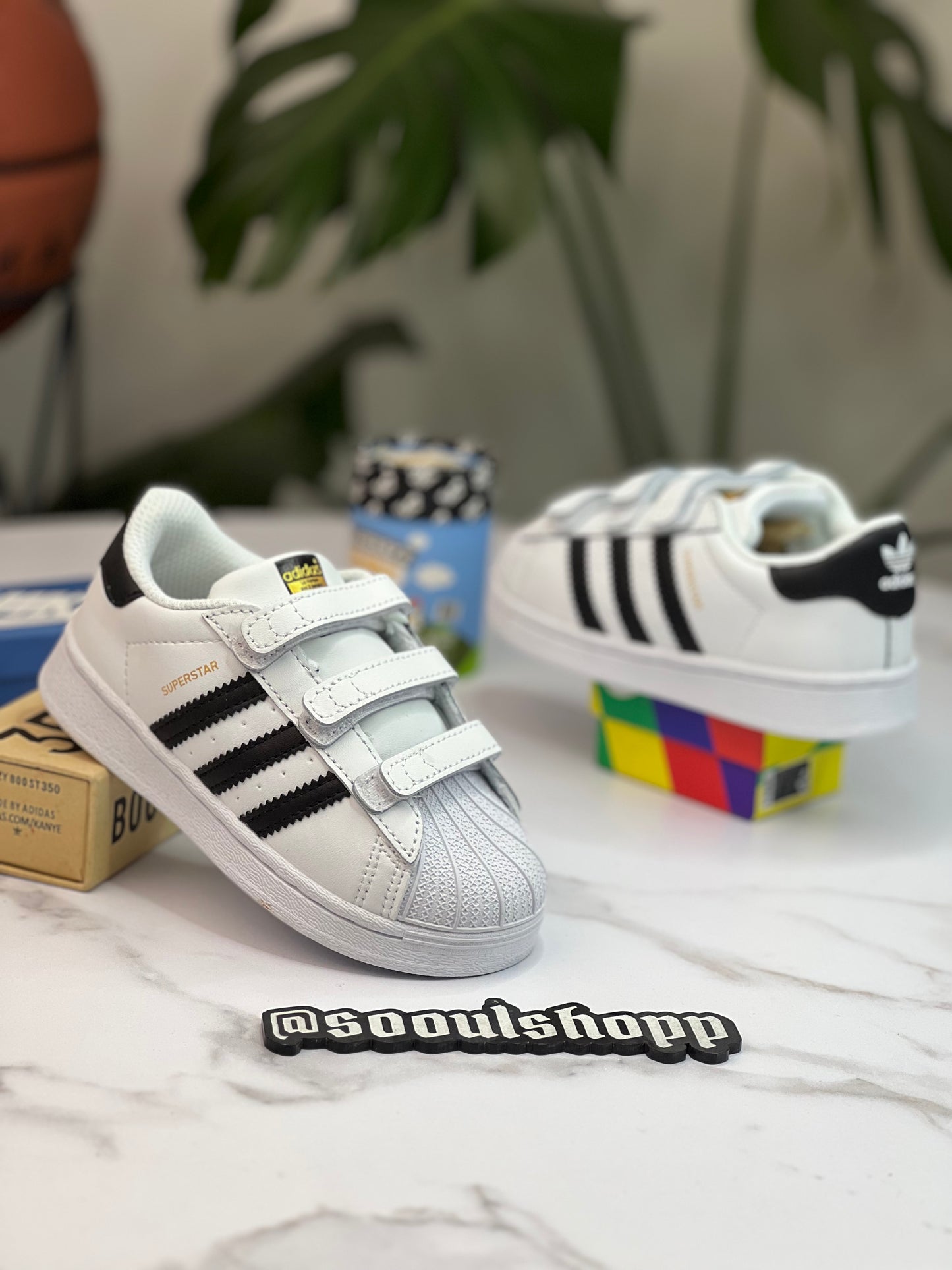 Adidas Superstar