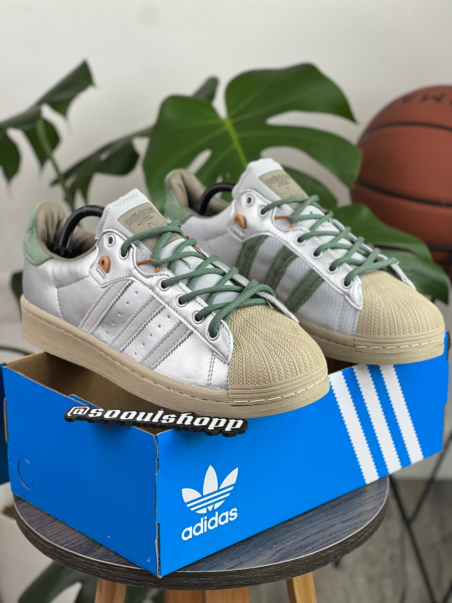 Adidas Superstar  X Yanwai