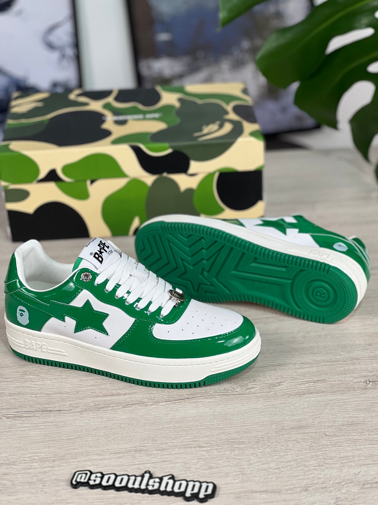 A Bathing Ape Bape Sta / white green