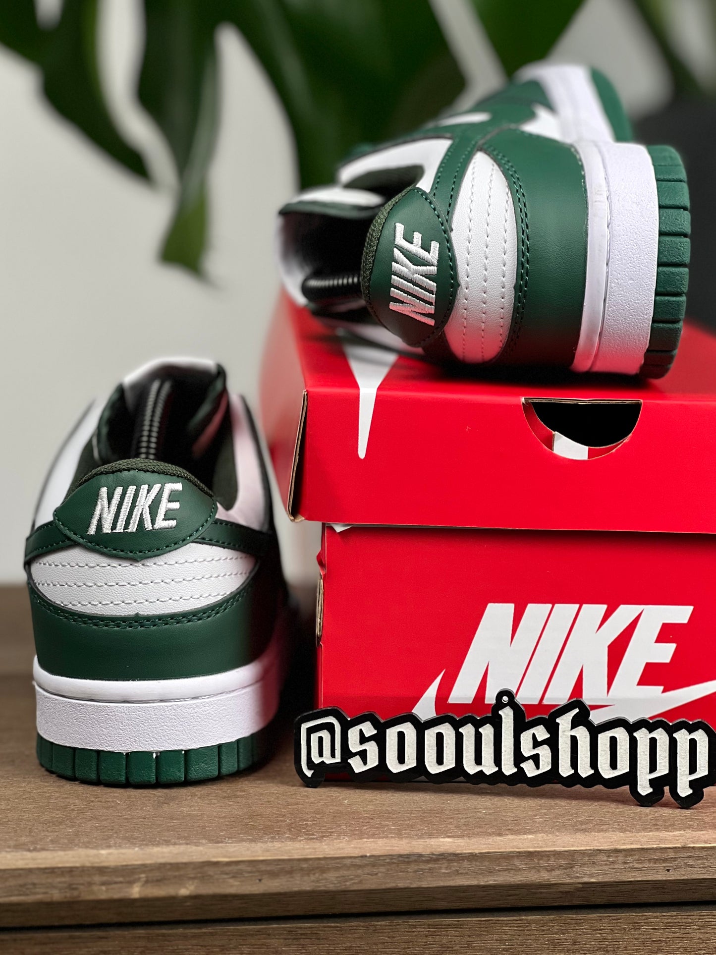 Nike Dunk Low “Spartan Green”