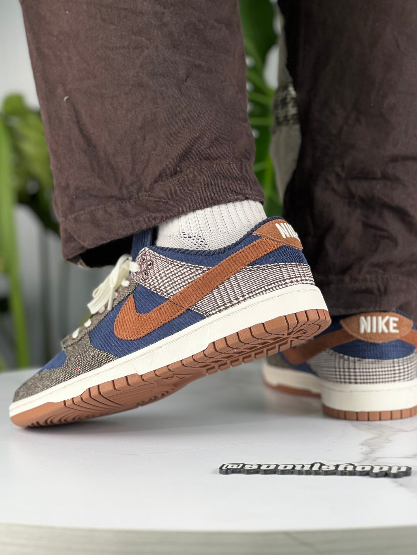 NIKE Dunk Low "Tweed Midnight Navy Corduroy