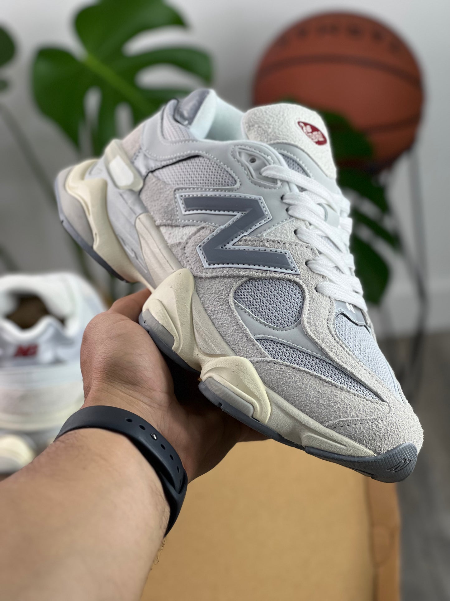 New Balance 9060