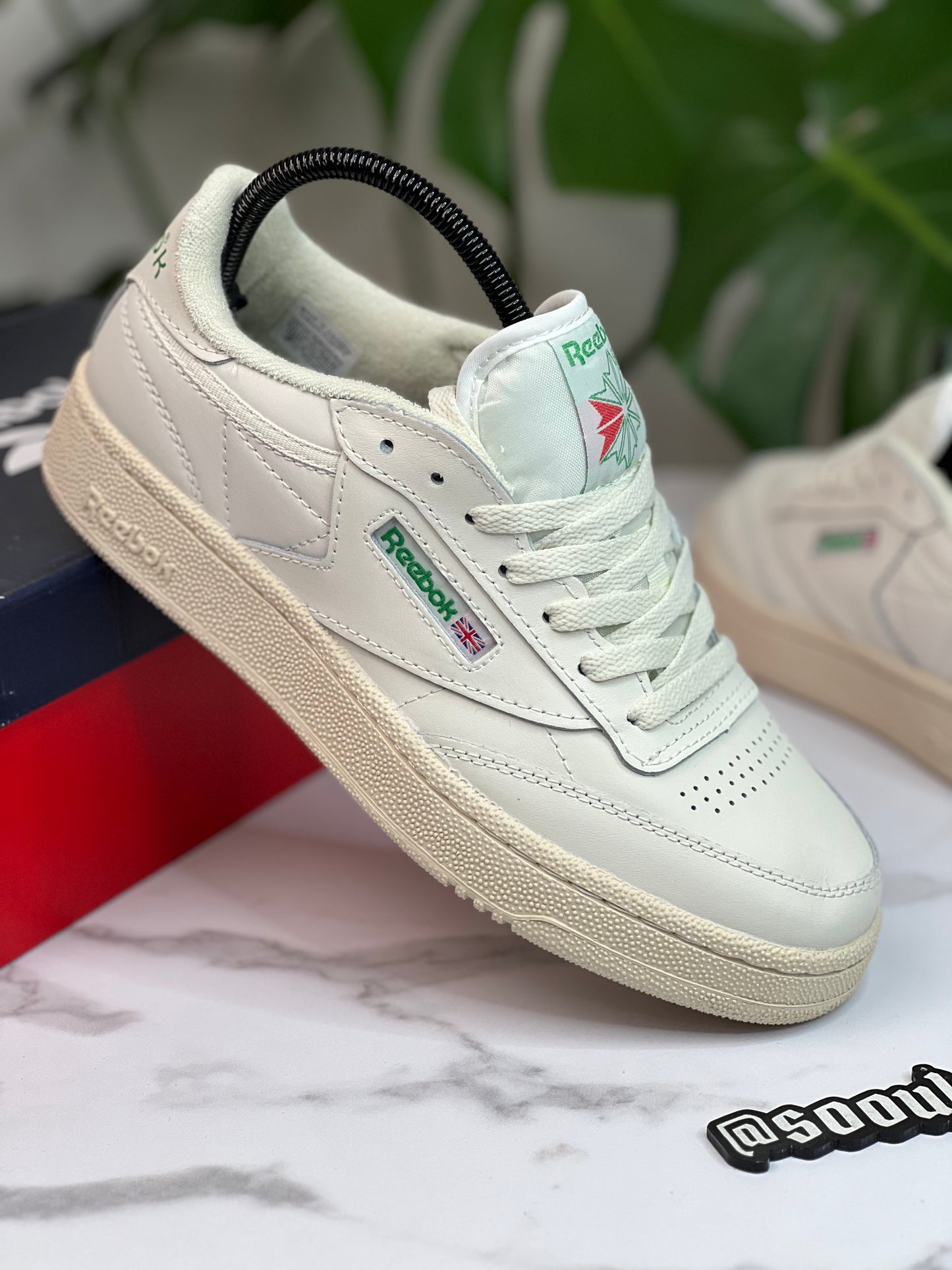 Reebok Club