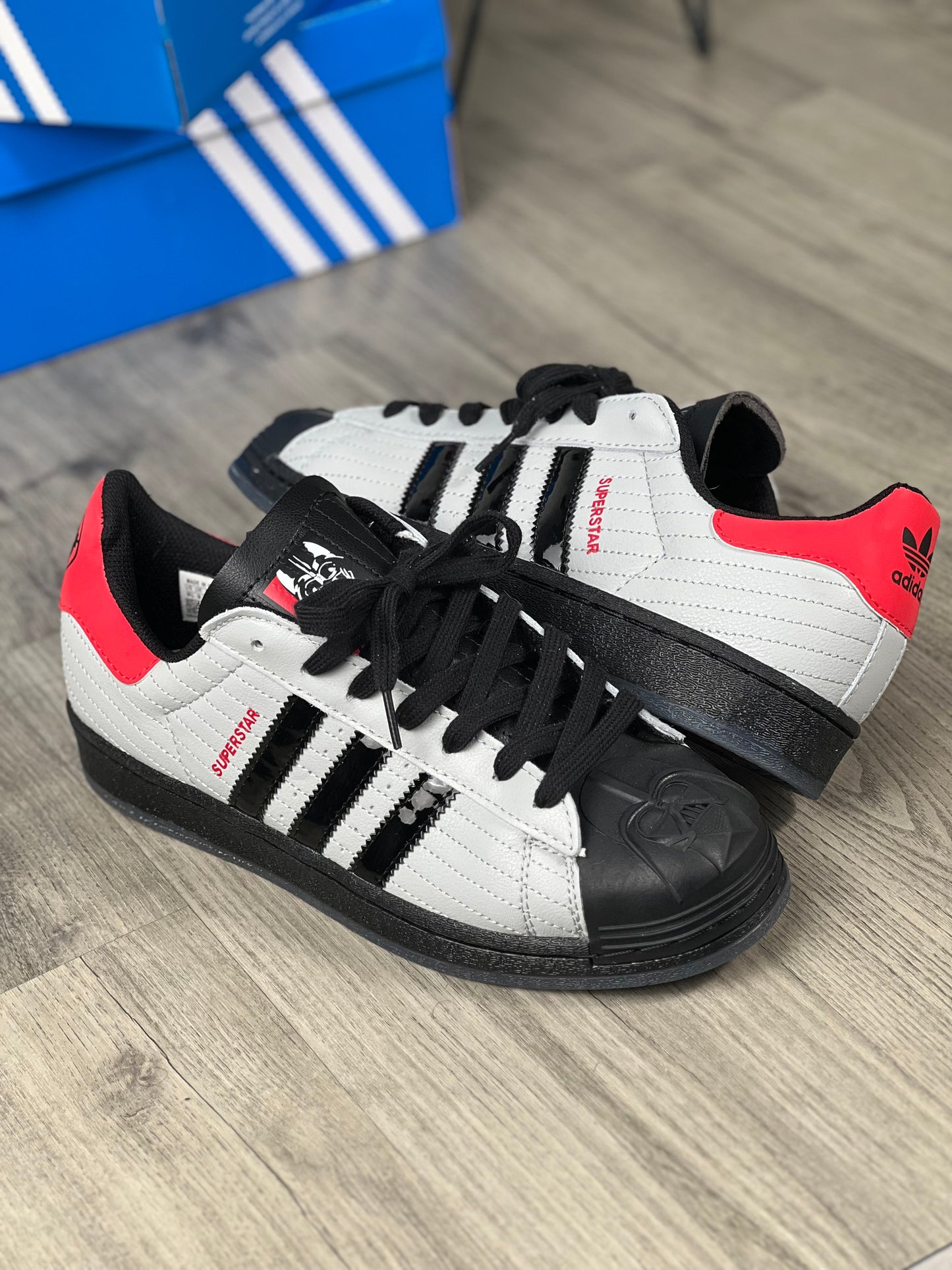 Adidas Superstar Starwars Darth Vader