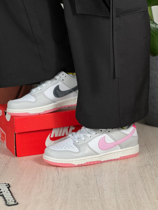 Nike Dunk Low Pack Pink