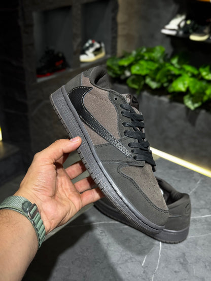 Air Jordan 1 Low OG Velvet Brown de JORDAN x Travis Scott
