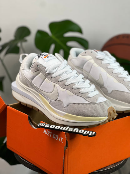 Nike Sacai Vaporwaffle Sail