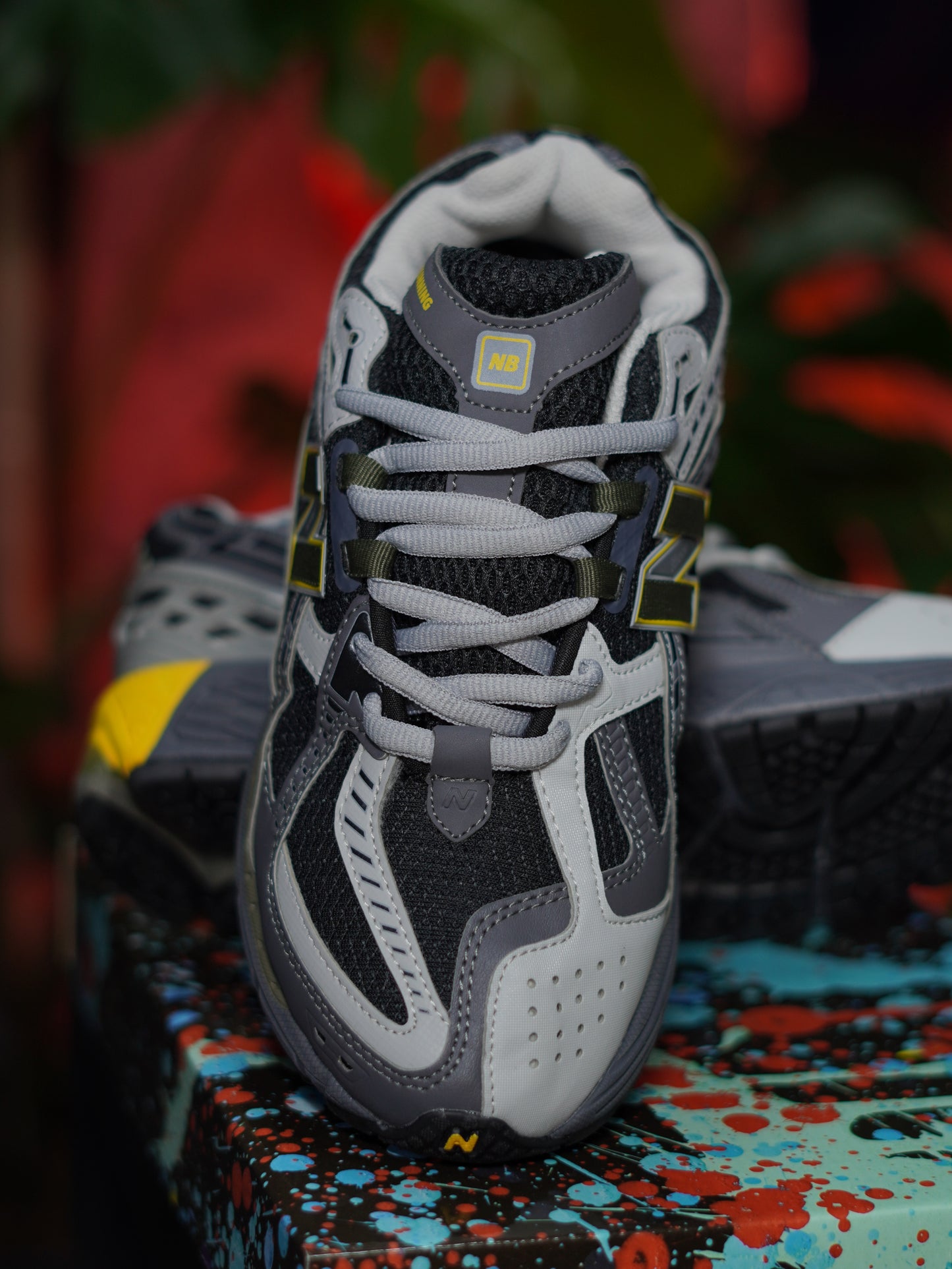 New Balance 1906u - Gris, Amarillo