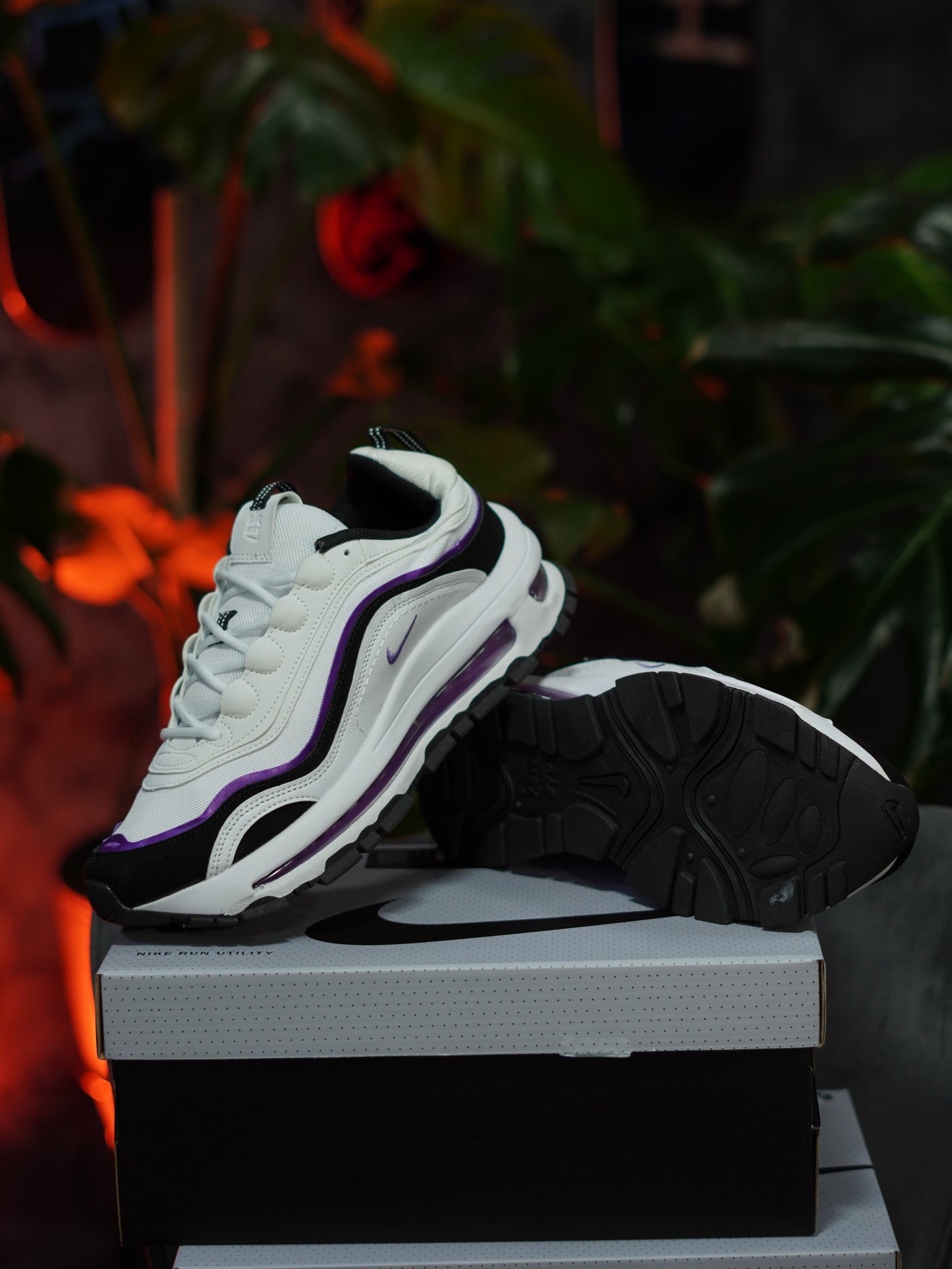 Nike Air Max Futura - Blanco, Negro, Violeta
