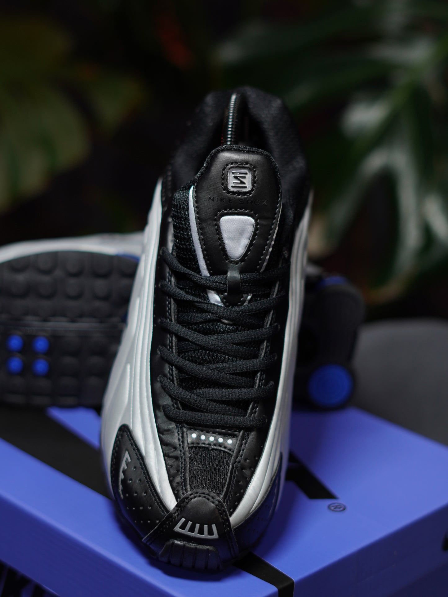 Nike Shox R4 - Plateado, Negro, Azul