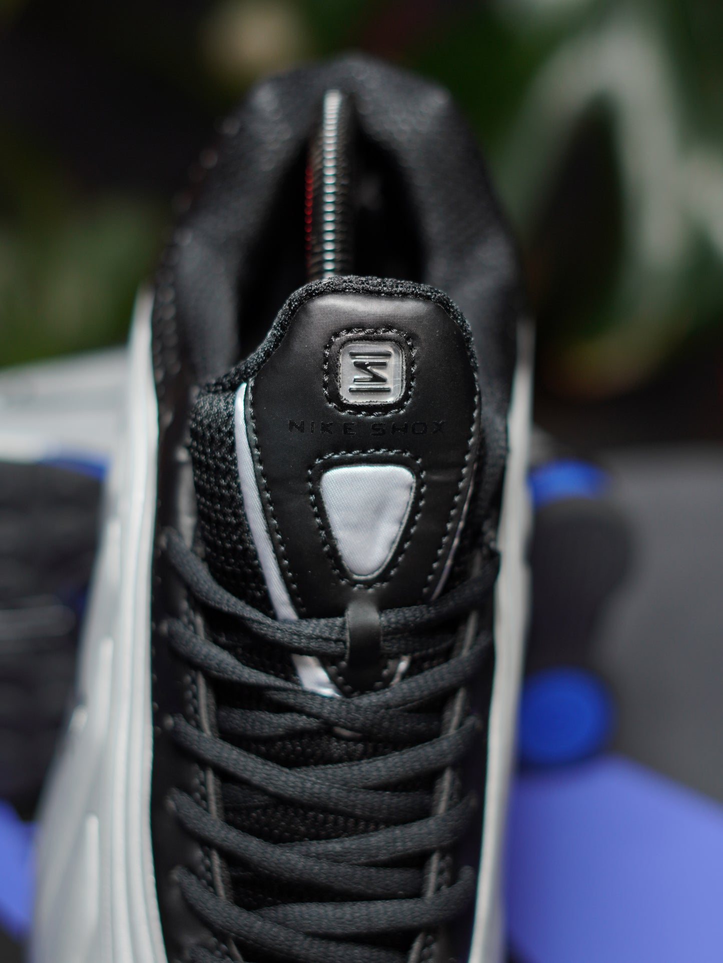 Nike Shox R4 - Plateado, Negro, Azul