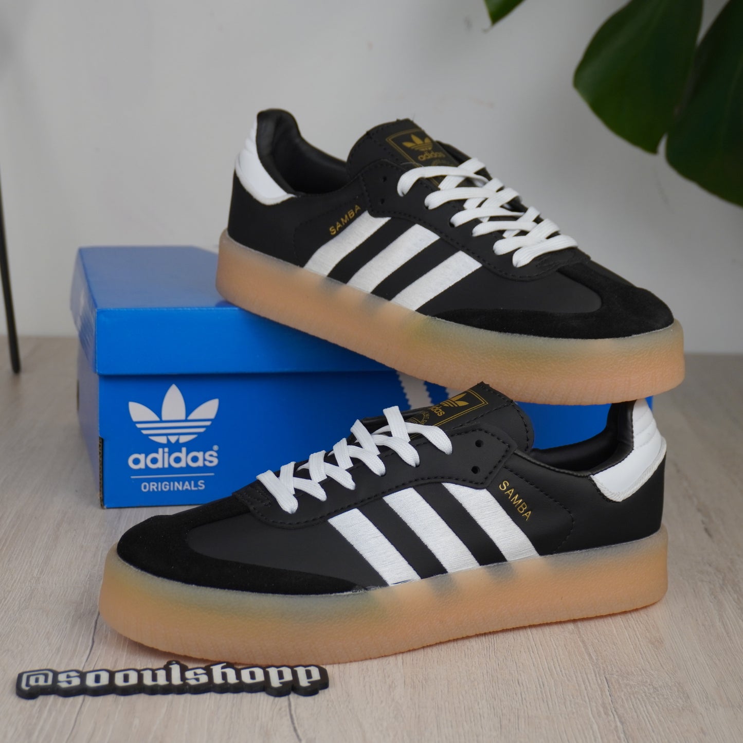 Adidas Sambae (Black and White/Suela Goma)