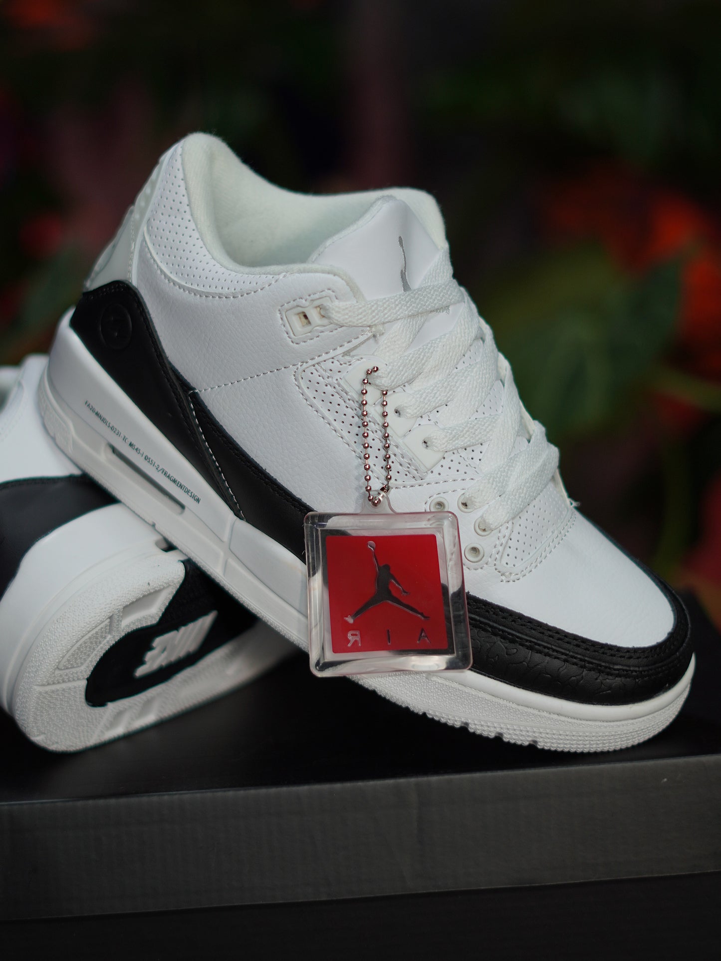 Air Jordan Retro 3 "Fragment" - Blanco, Negro