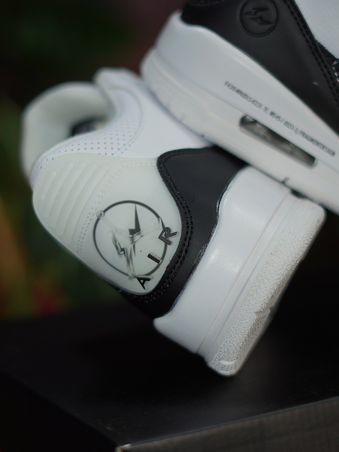 Air Jordan Retro 3 "Fragment" - Blanco, Negro