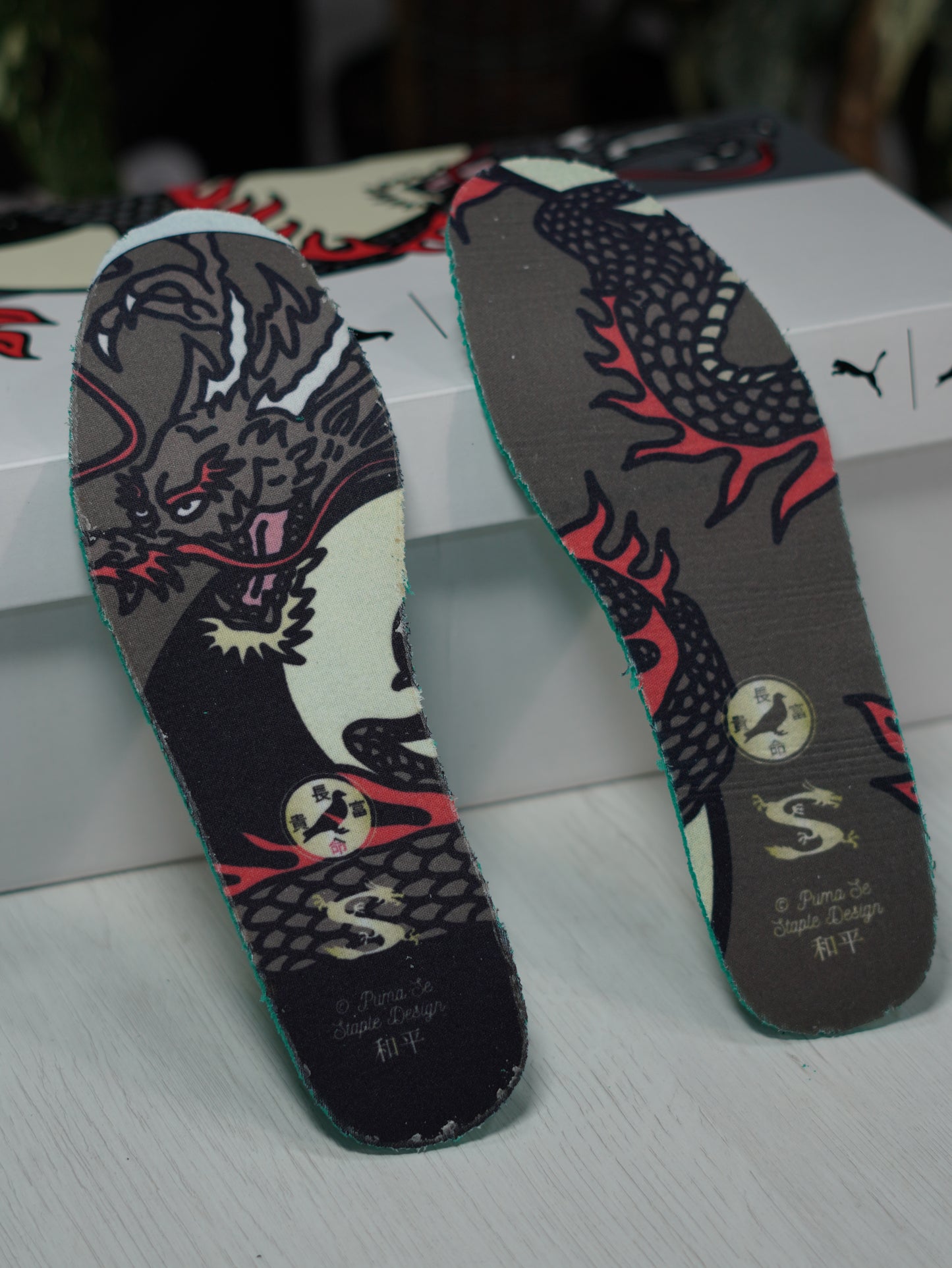 PUMA 180 "Year of the Dragon" - Negro, Gris