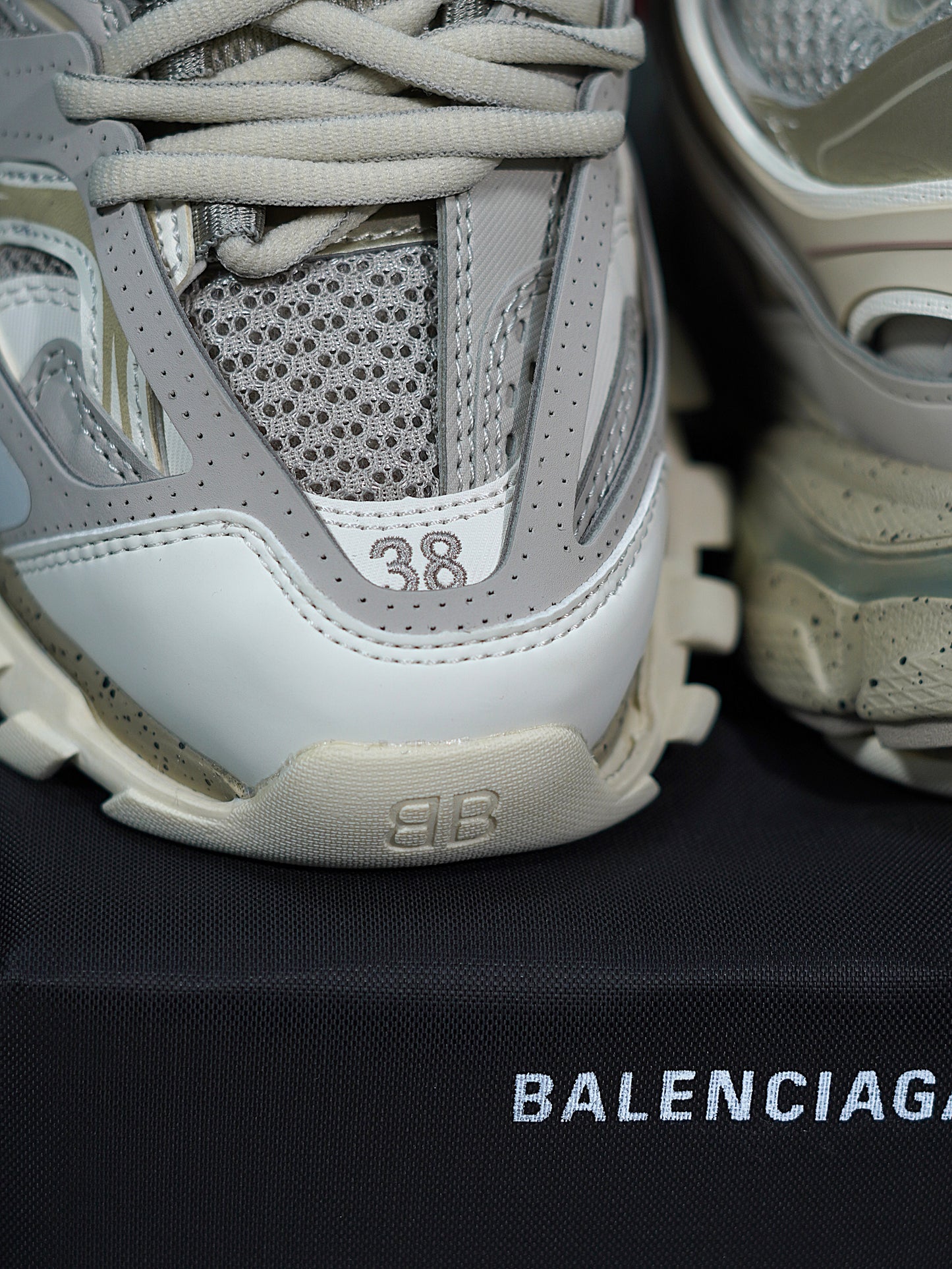 Balenciaga Track - Beige