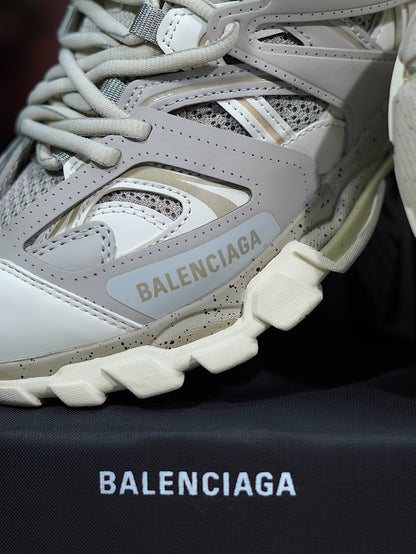 Balenciaga Track - Beige