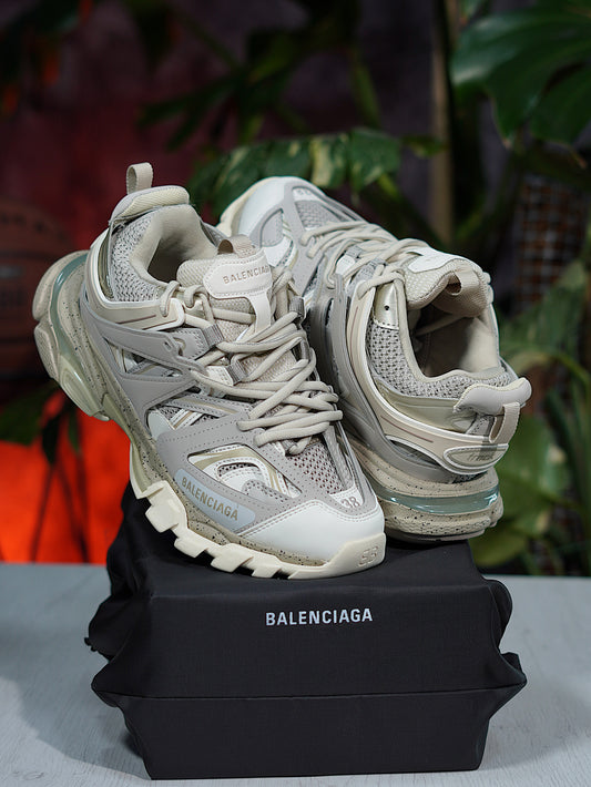 Balenciaga Track - Beige