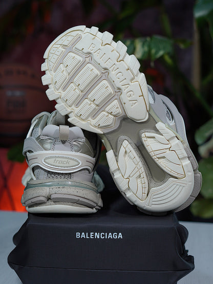 Balenciaga Track - Beige