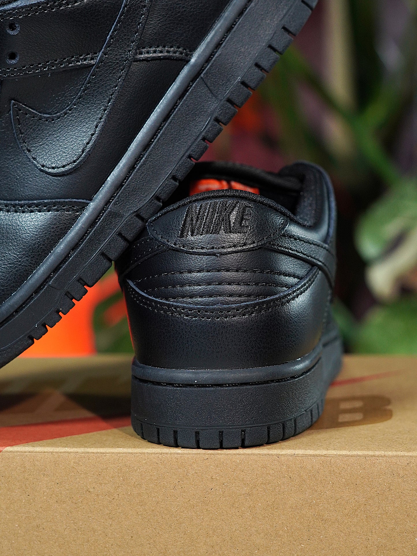 Nike SB Dunk Triple Black