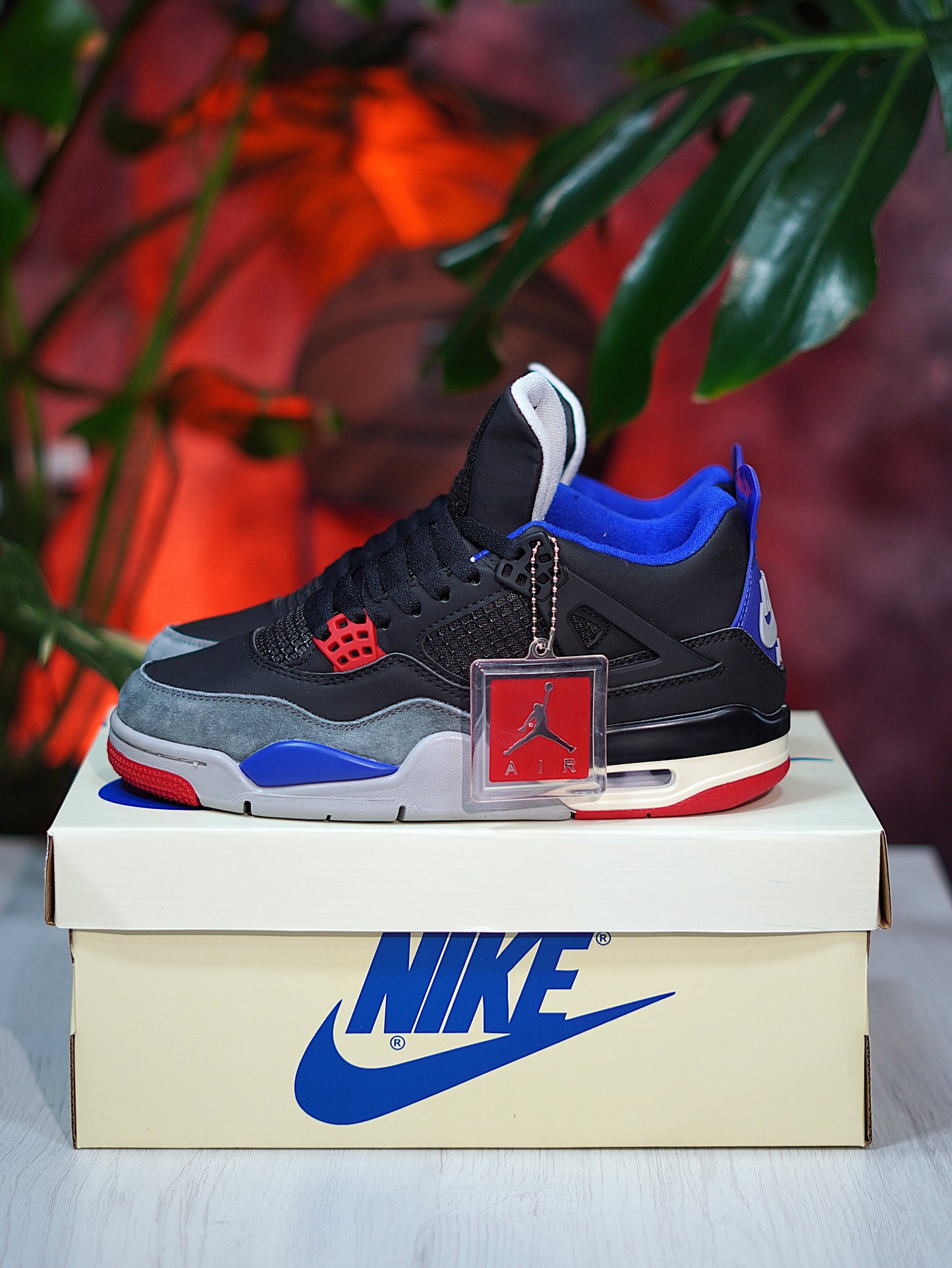 Air Jordan Retro 4 - Rare Air