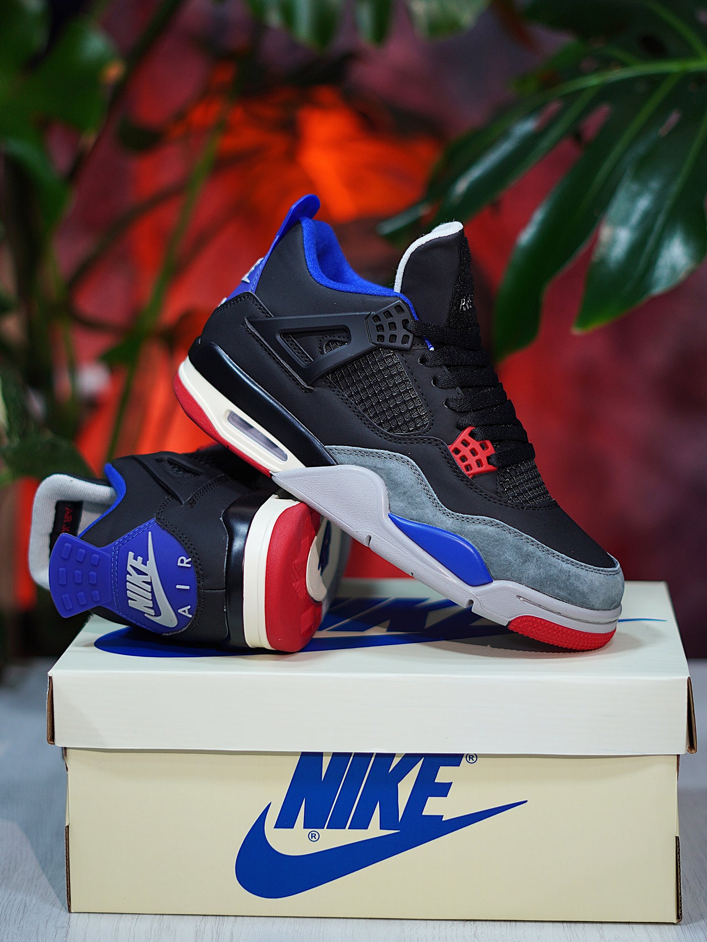 Air Jordan Retro 4 - Rare Air