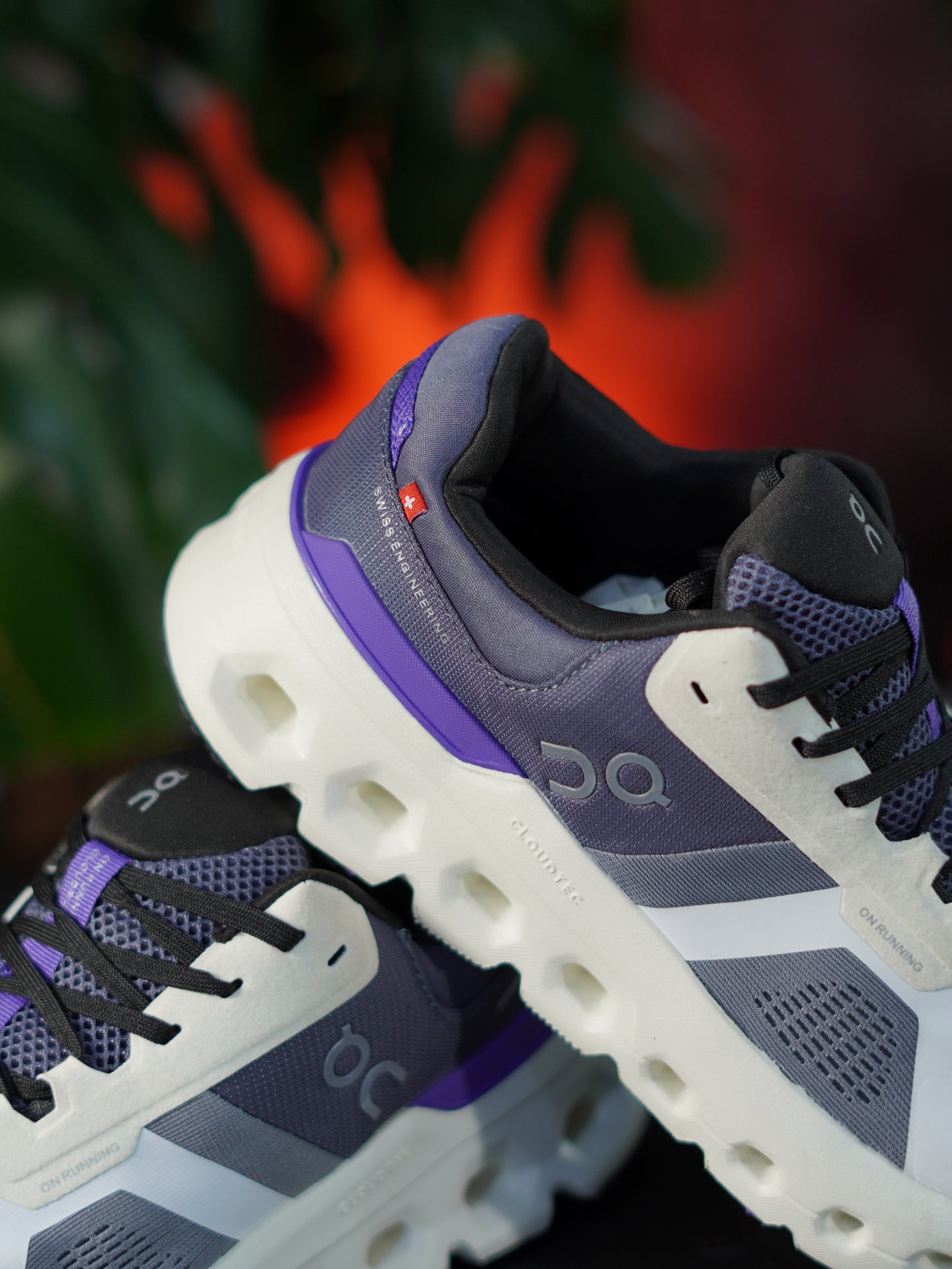 ON CLOUD RUNNER 2 MORADA BLANCA