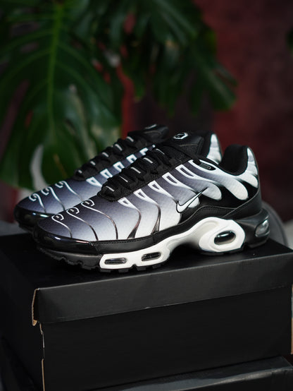 NIKE TN